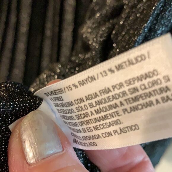 silver metallic pleated skirt - Picture 5 of 7